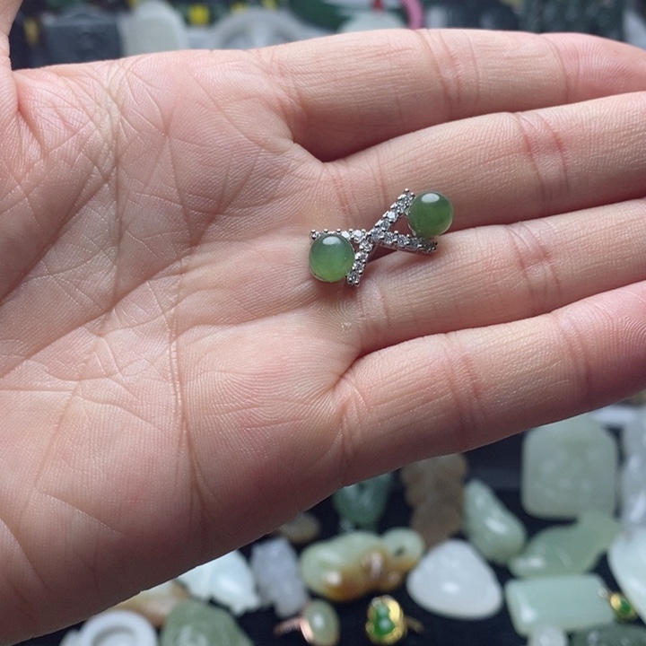 和田玉耳钉银S925镶嵌