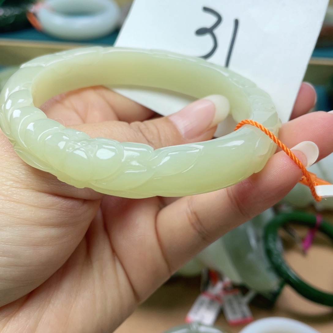 未镶嵌手镯和田玉圈口63