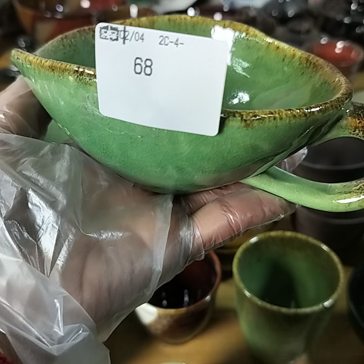 盘瓷片陶瓷杯盘壶碗都有