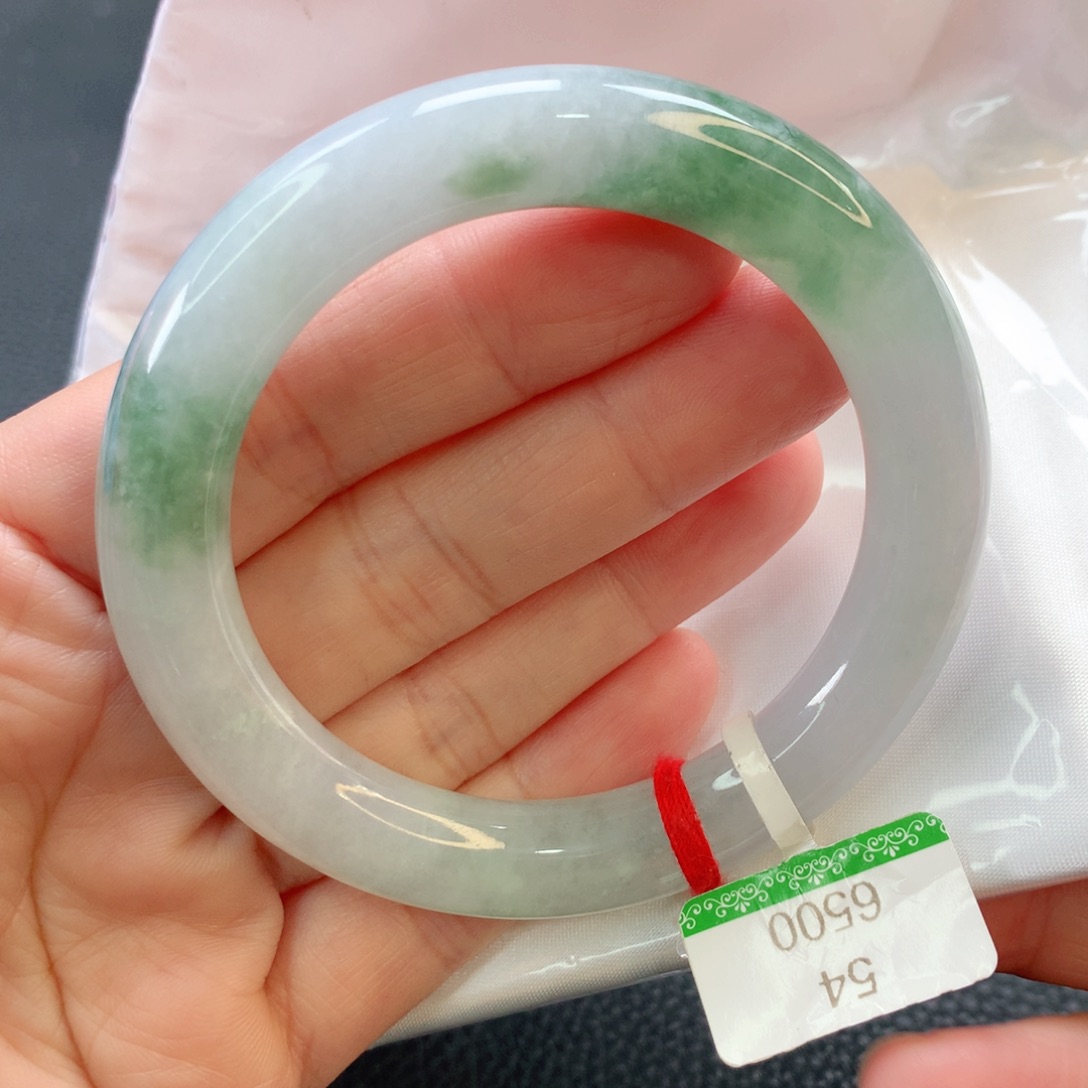 翡翠手镯未镶嵌54圆