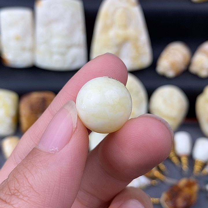 琥珀未镶嵌裸石15圆珠c982