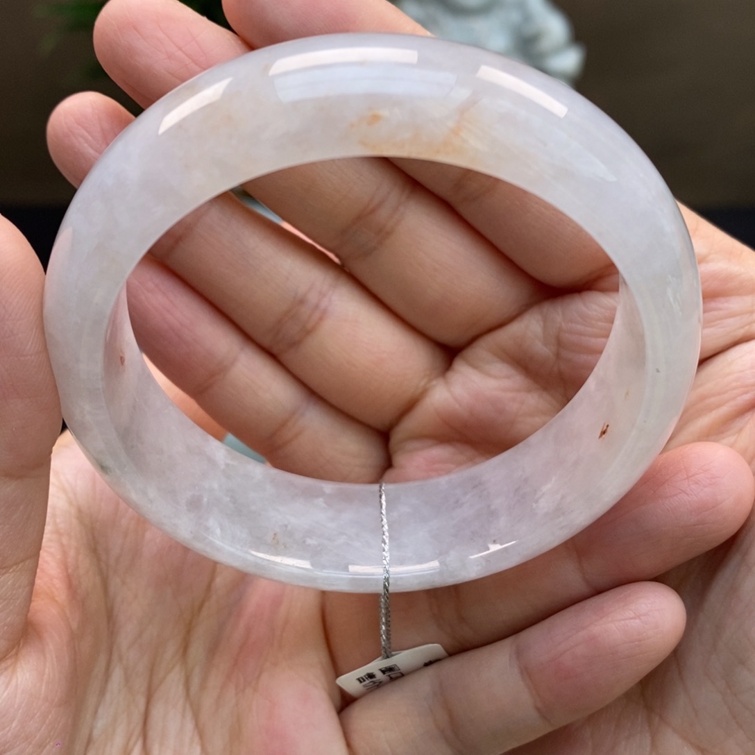 翡翠手镯未镶嵌天然