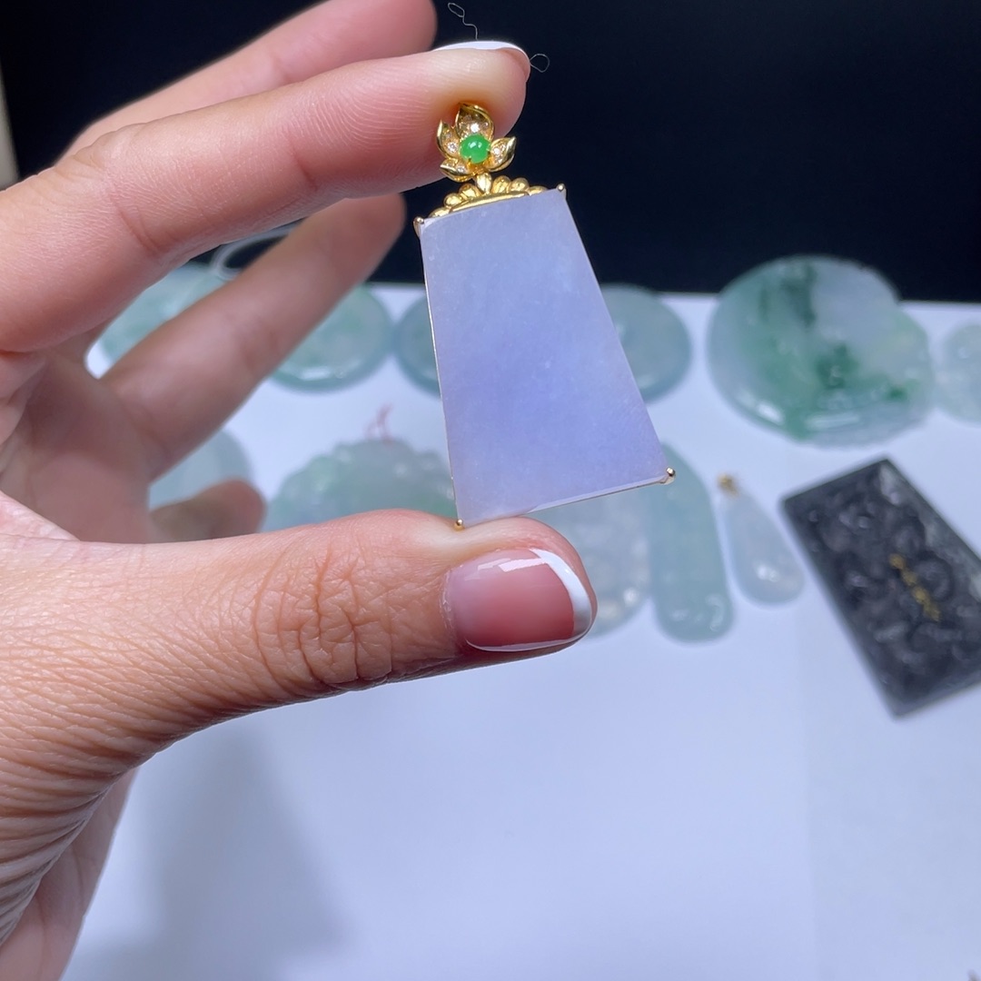 翡翠戒指18K金镶嵌无事