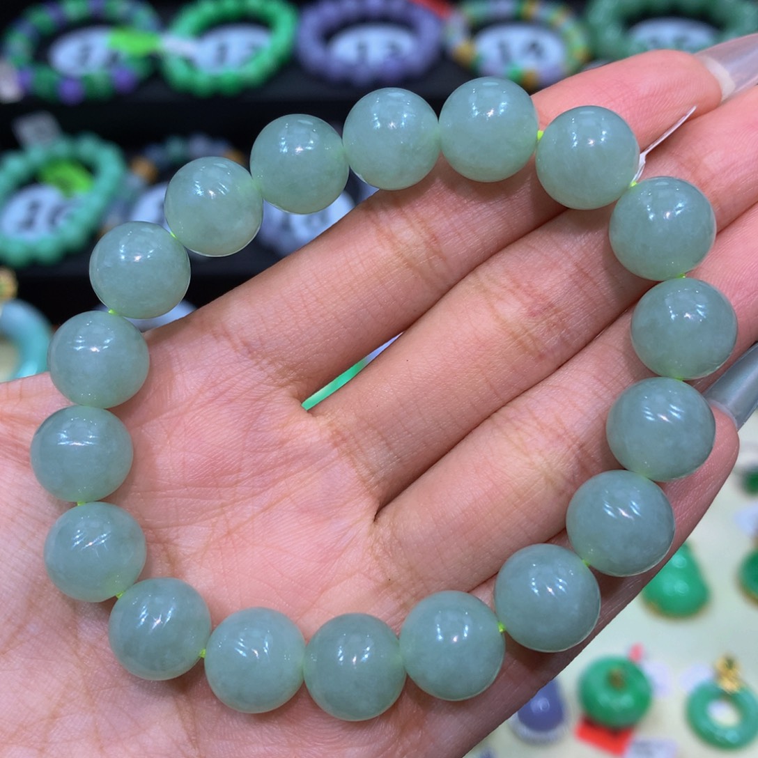 翡翠未镶嵌颈饰翡翠11