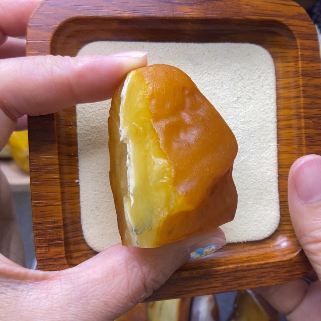 定制琥珀未镶嵌敏