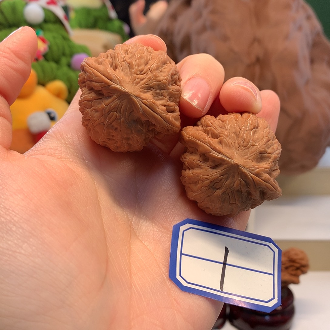 桃核吊坠40尺铁锤开播福利