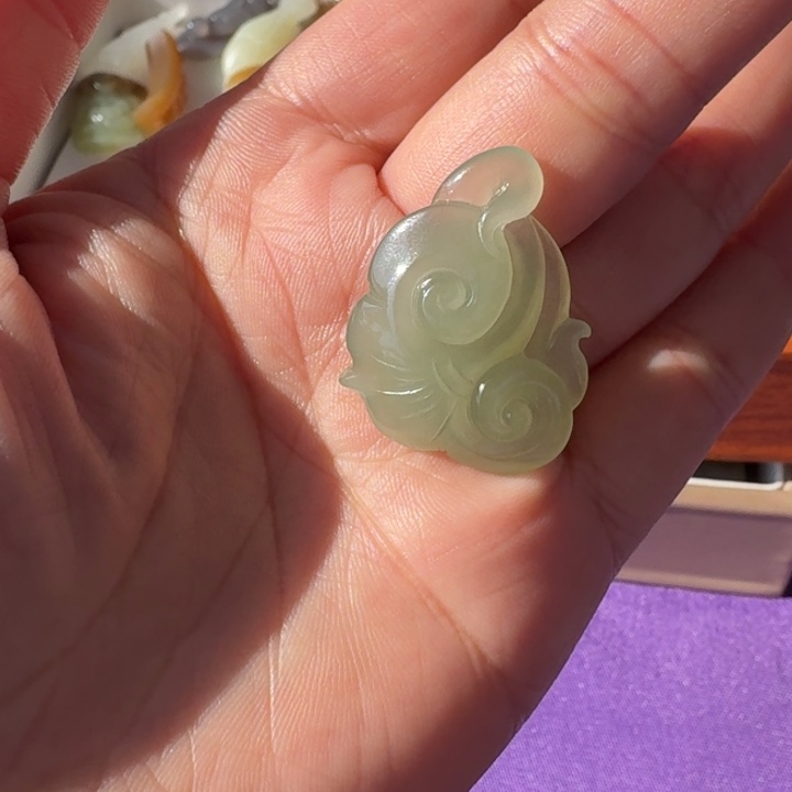 和田玉未镶嵌颈饰30高二