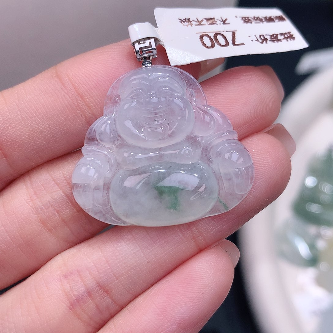 颈饰18K金镶嵌翡翠冰飘花佛公