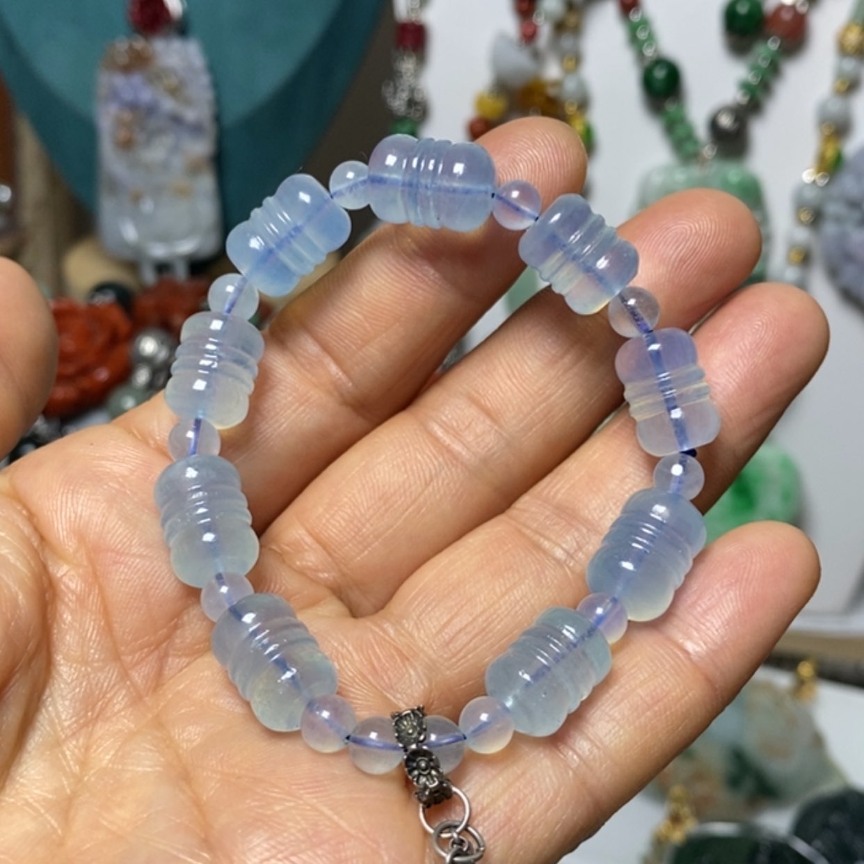【闪购商品】翡翠吊坠(赠链)未镶嵌