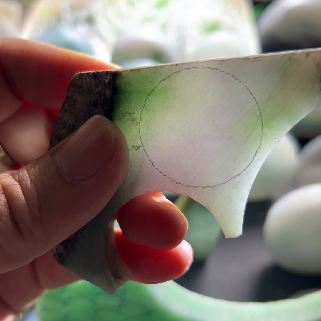 翡翠裸石翡翠边角