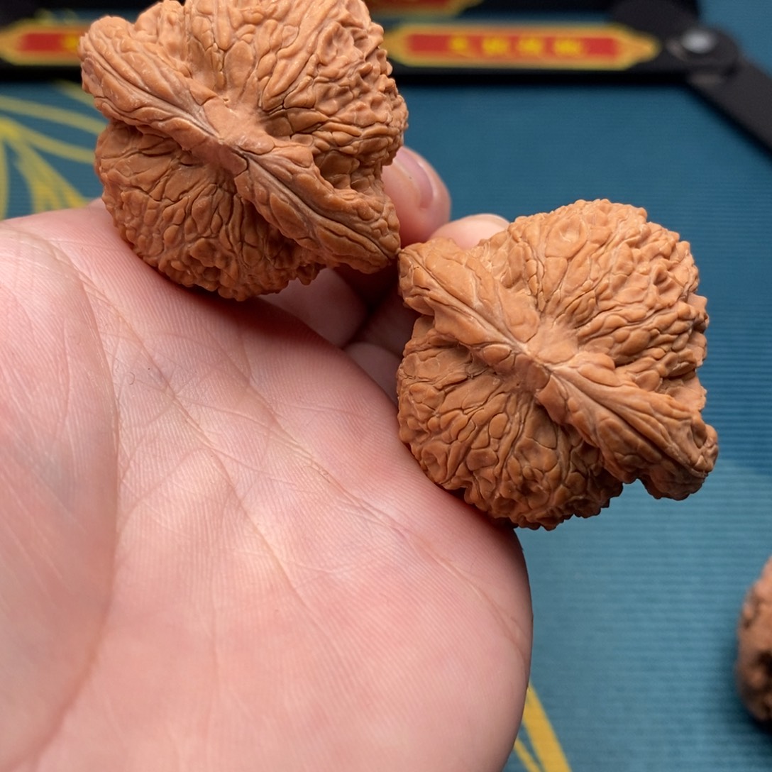 文玩核桃吊坠核王13