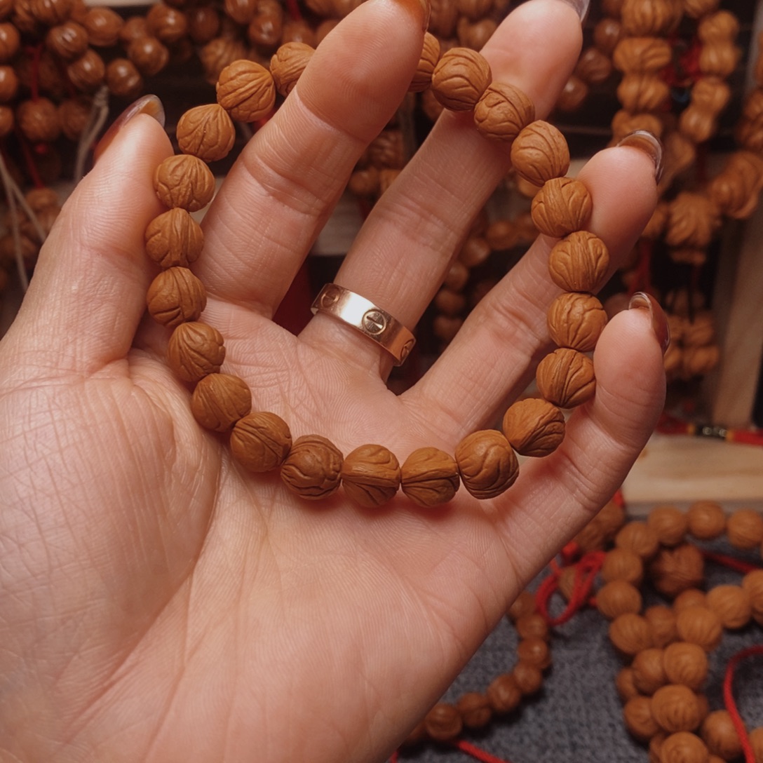 桃核吊坠龙纹桃枭