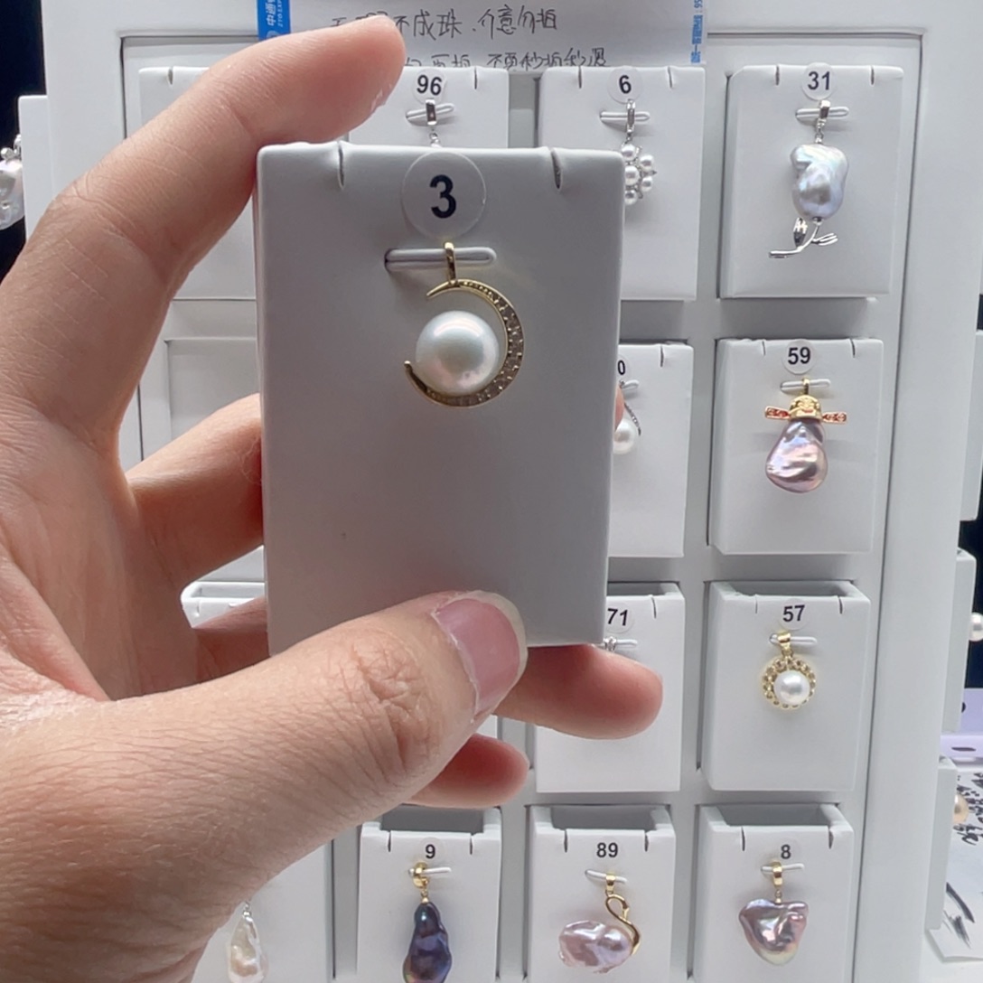 淡水珍珠合金颈饰