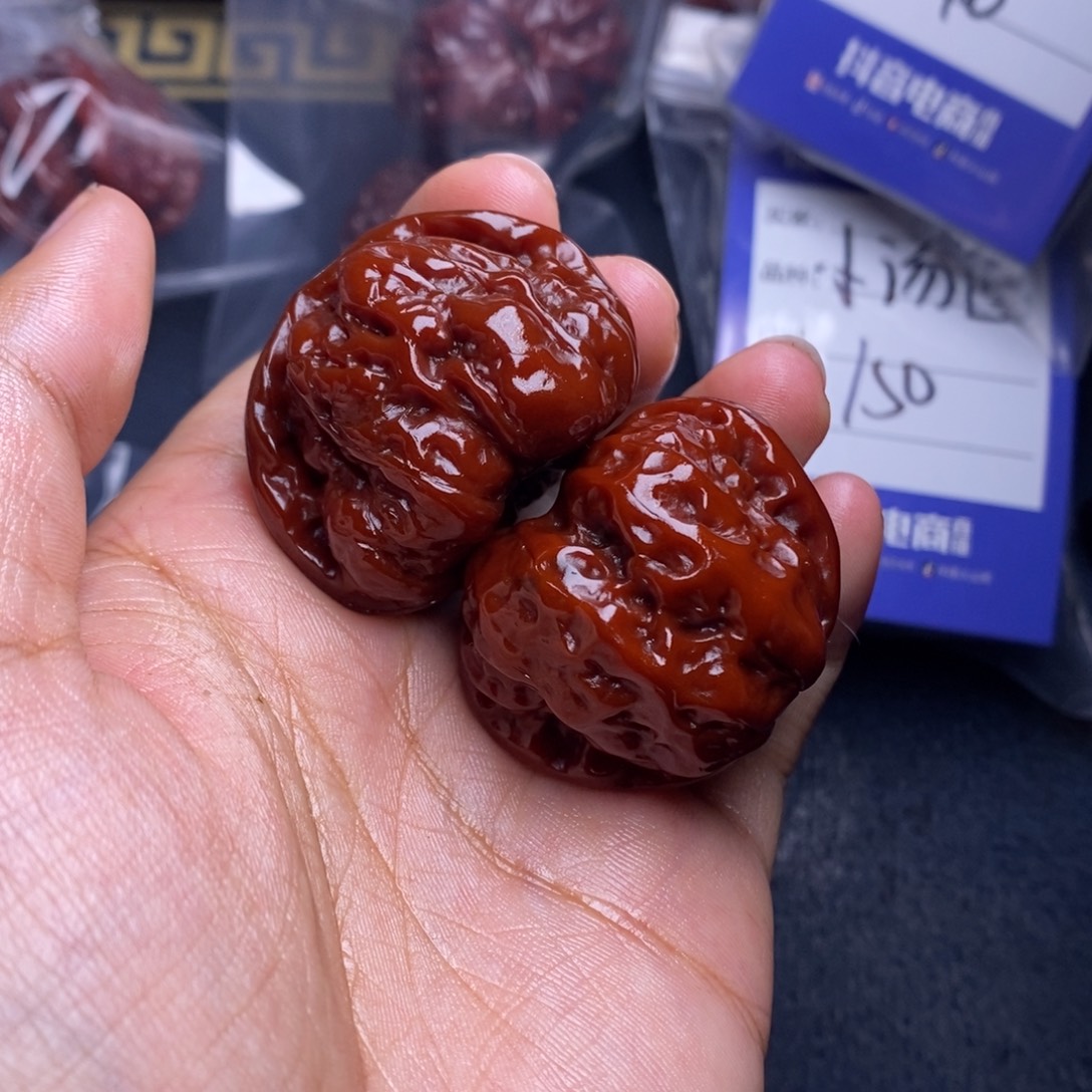 文玩核桃吊坠蛤蟆头40