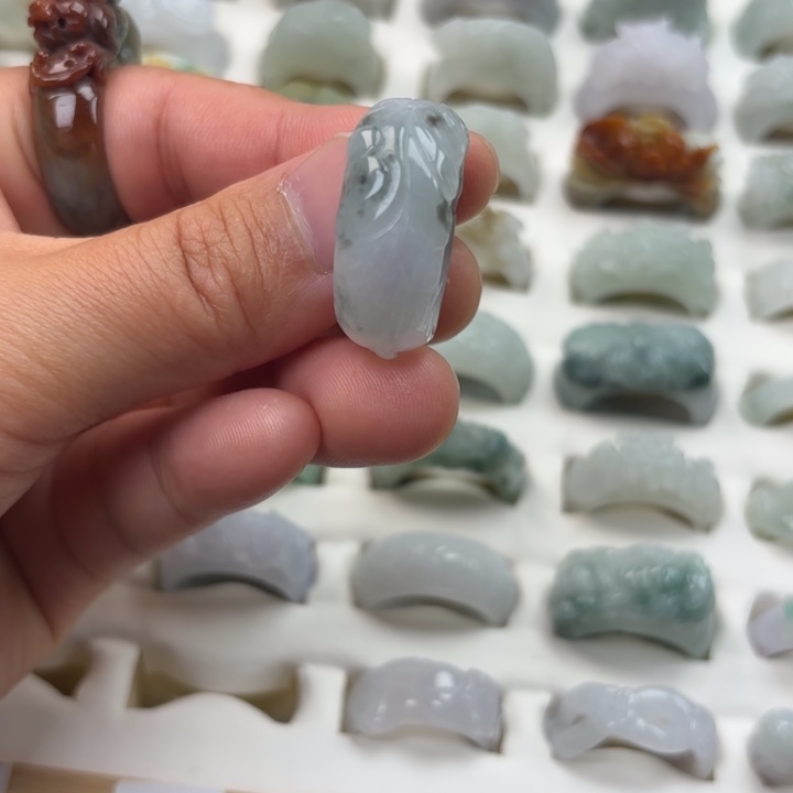 翡翠未镶嵌戒指港码19荷叶213