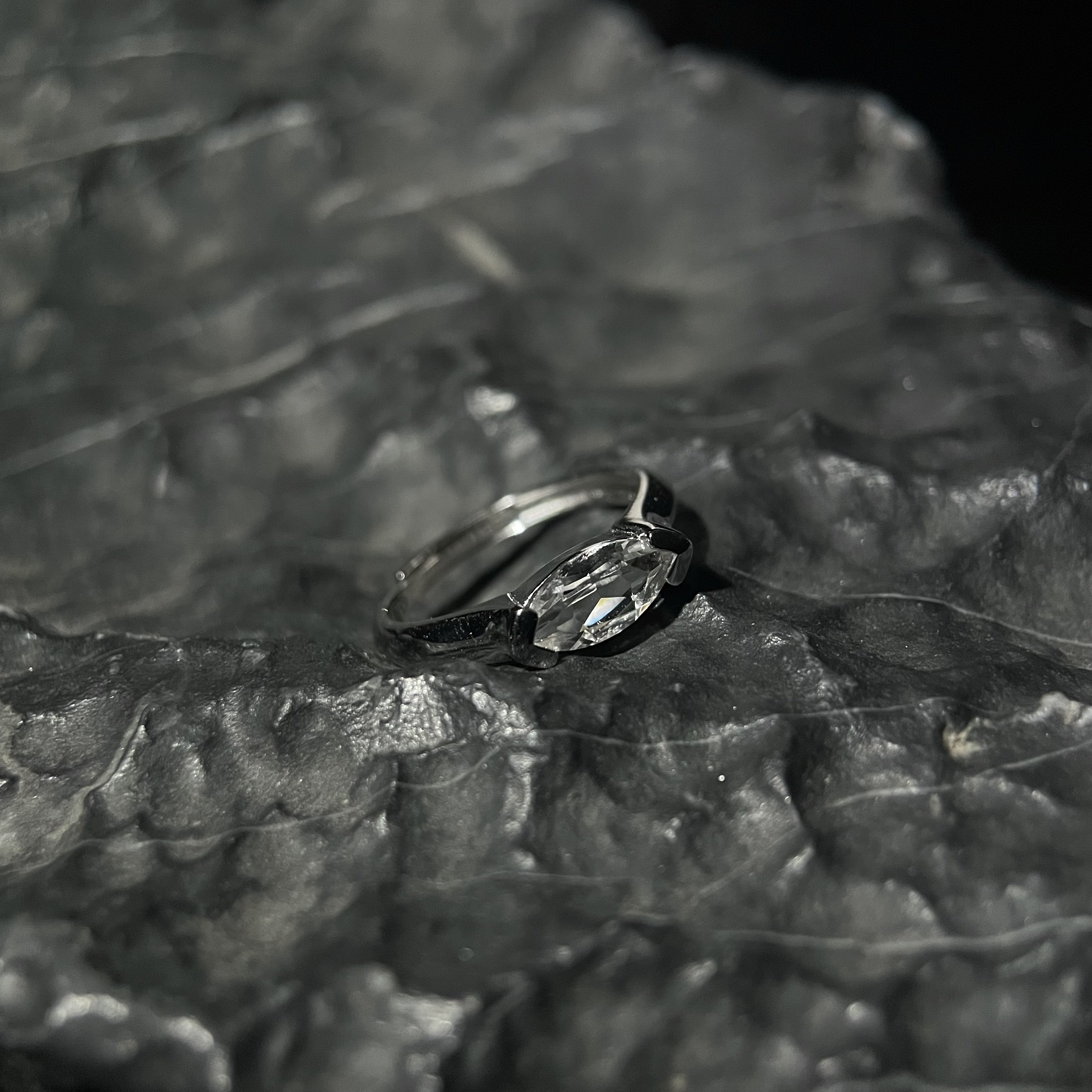 高净白水晶马眼戒指s925 KT25080210