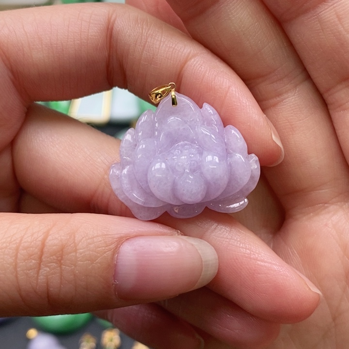 翡翠颈饰未镶嵌吊坠