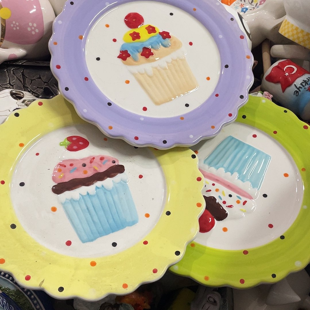 摆件  封釉。   微瑕。      