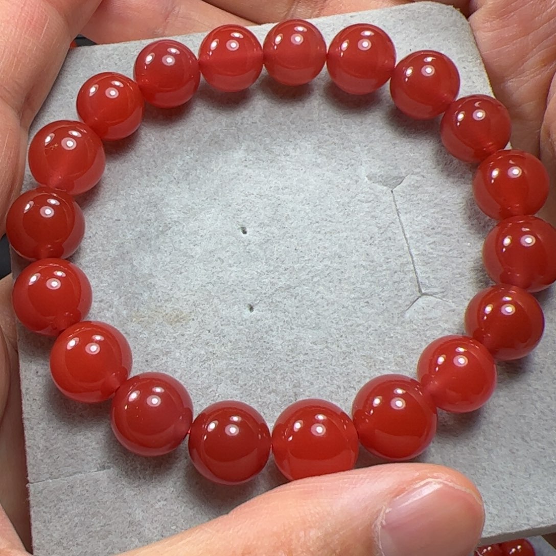南红玛瑙手串未镶嵌