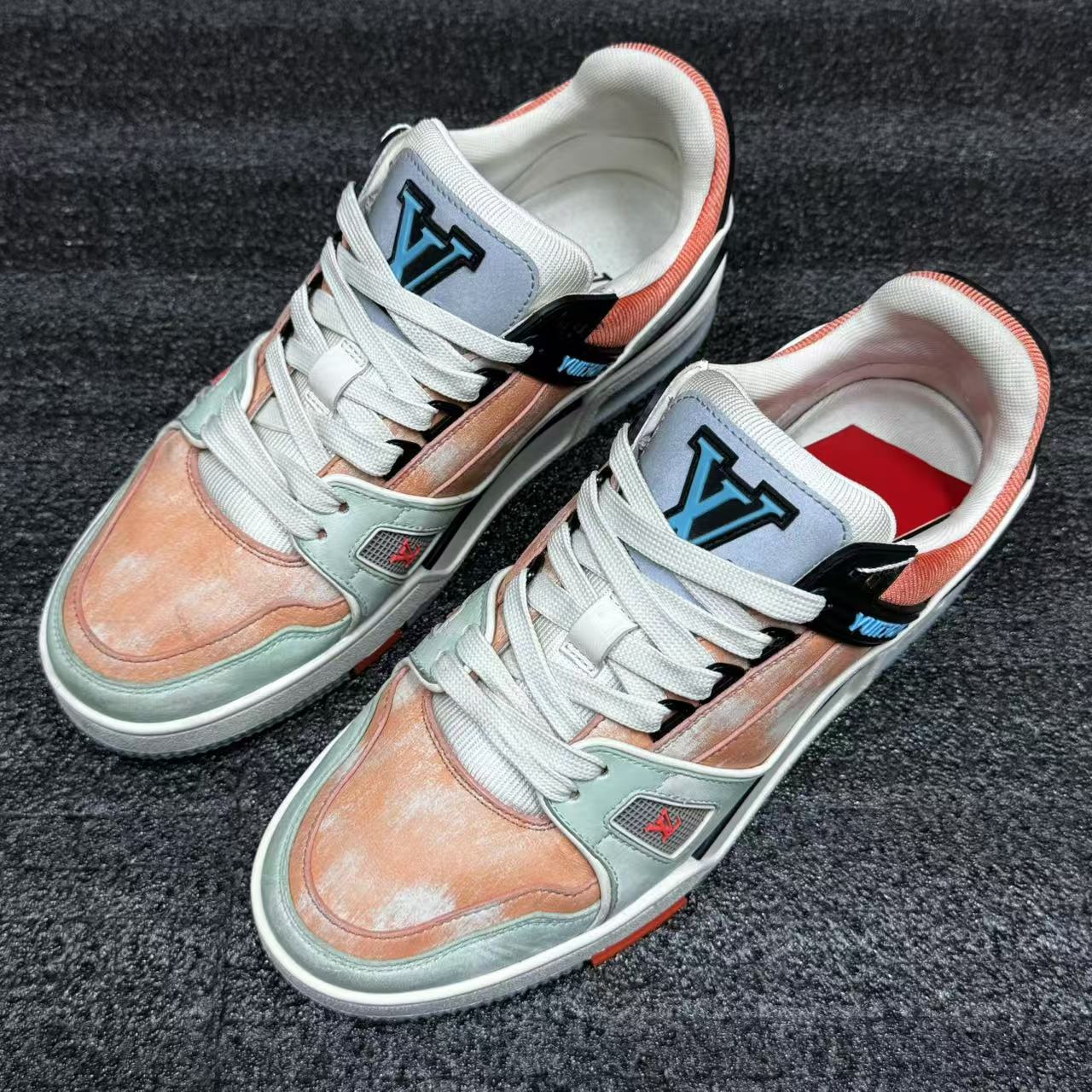 【汇星特惠】LouisVuitton/路易威登橙绿马卡龙配色Trainer板鞋