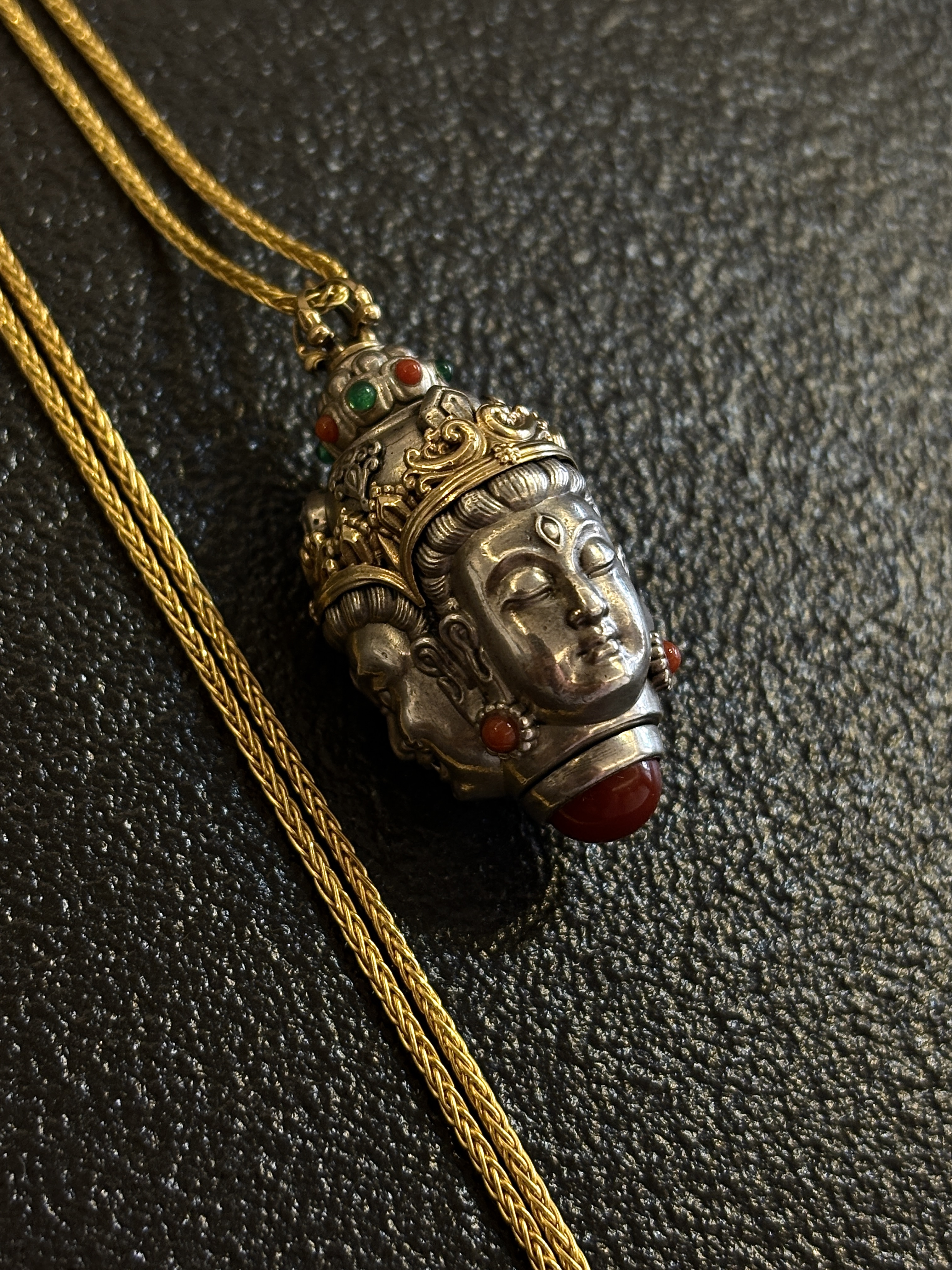 （可议价）南红吊坠复古银质多头佛像挂件藏式复古项链精致配饰