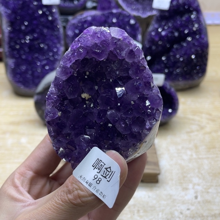 未镶嵌大型摆件（非配饰）紫晶