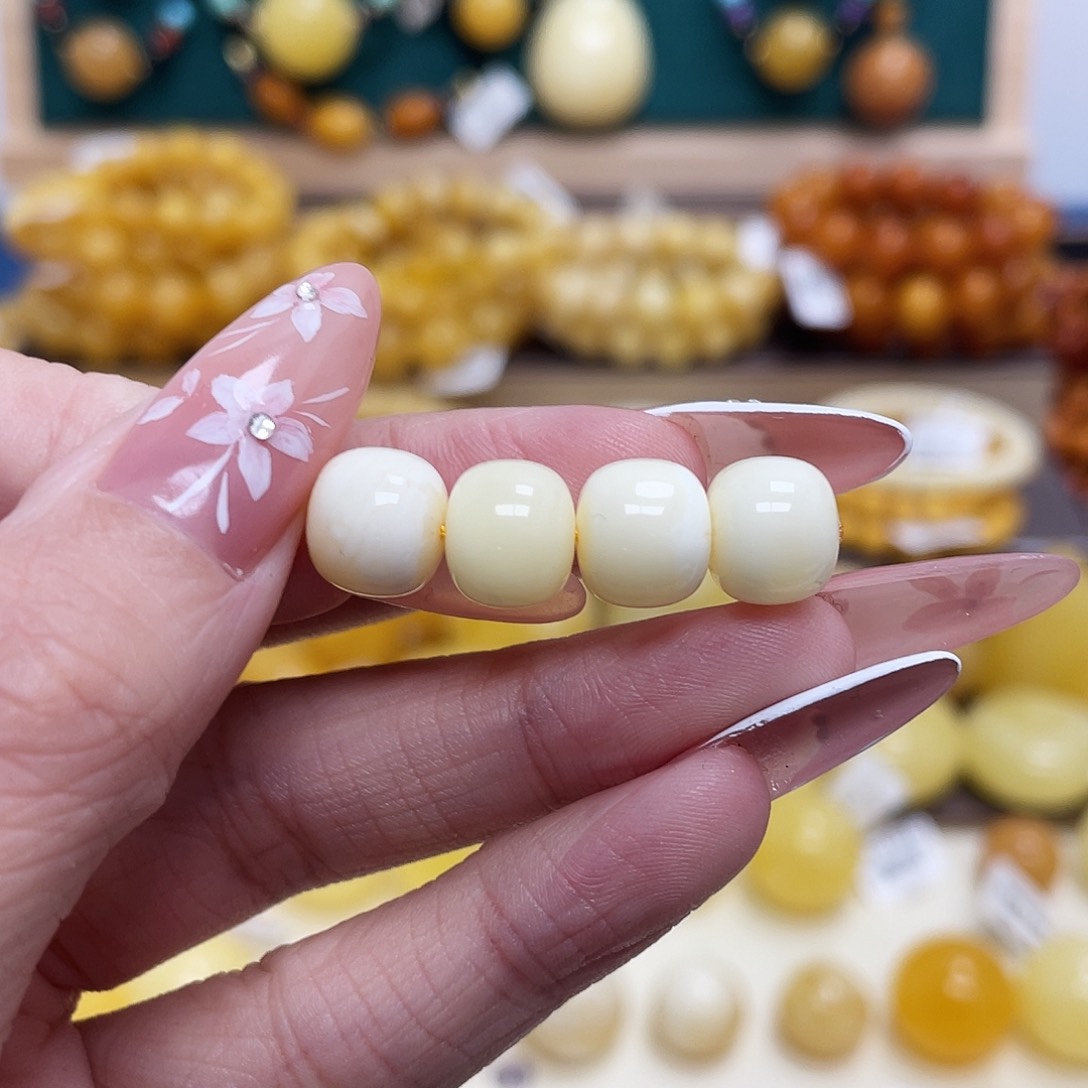 蜜蜡未镶嵌珠宝奇石9.5mm瑕疵