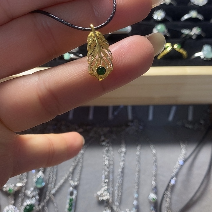 翡翠银S925镶嵌戒指吊坠