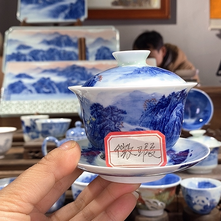 杯一***的景德镇手工手绘陶瓷，高亮兴老师作品