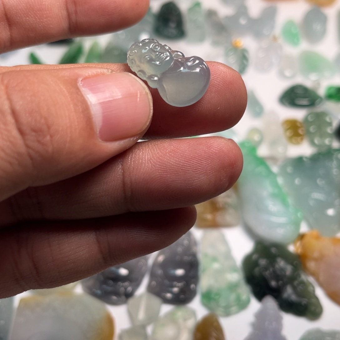 翡翠未镶嵌颈饰天然翡翠