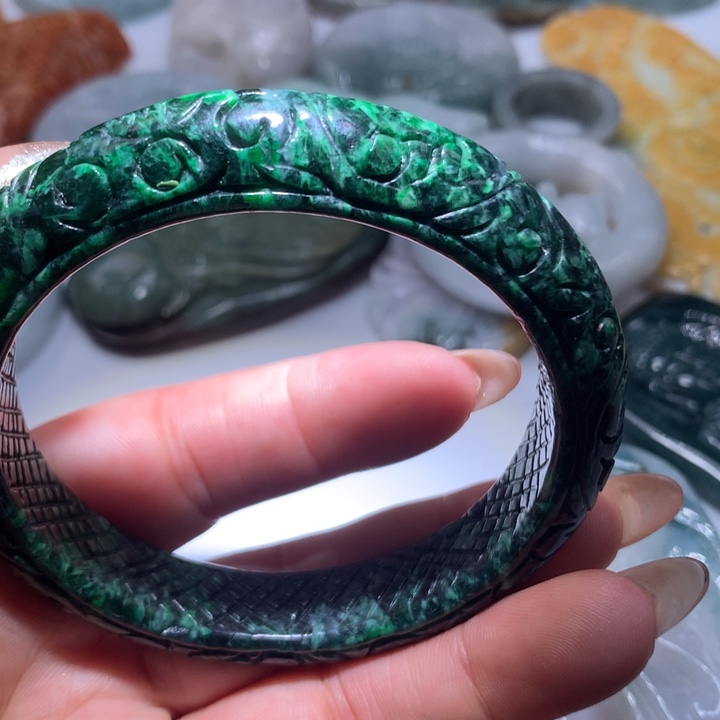 翡翠未镶嵌颈饰保真天然A货翡翠