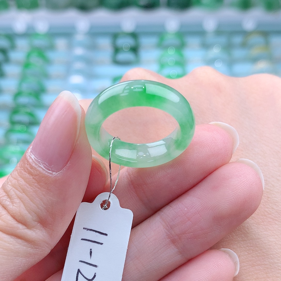 翡翠戒指未镶嵌缅甸翡翠A货