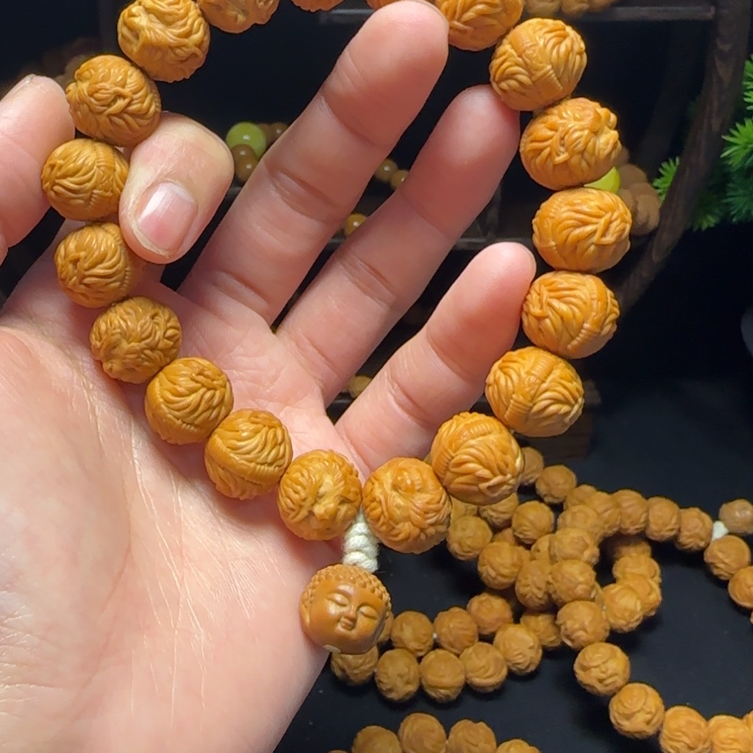 普***生猴头核桃吊坠猴头