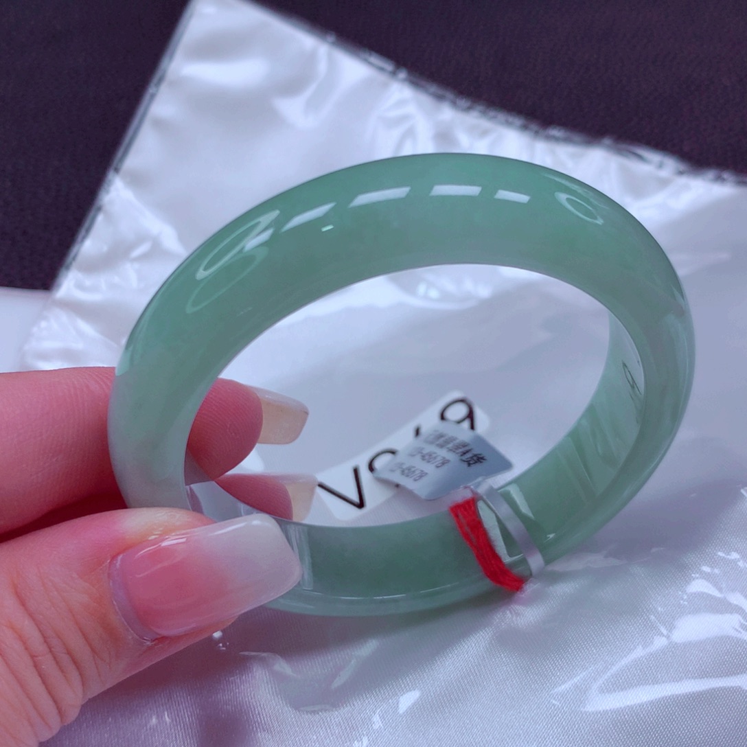 未镶嵌手镯翡翠手镯