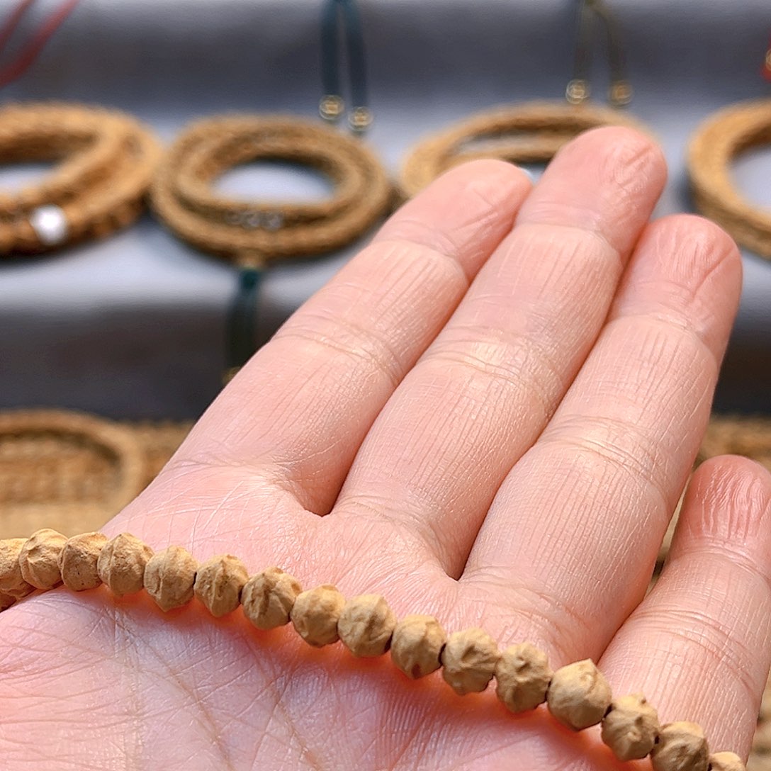 柏香籽/百香籽吊坠*️