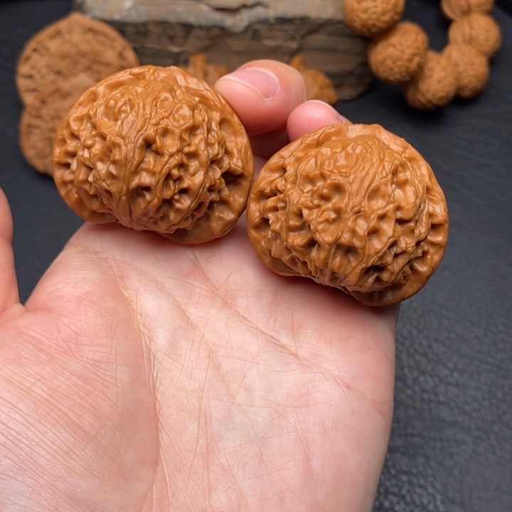 桃核把件尺寸41宫灯