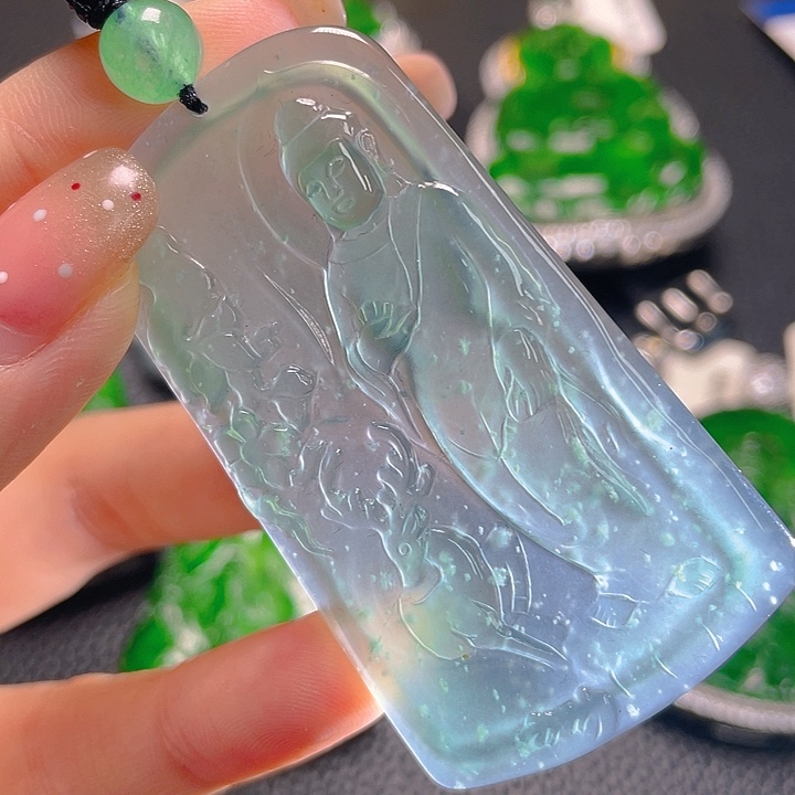 翡翠颈饰未镶嵌23，