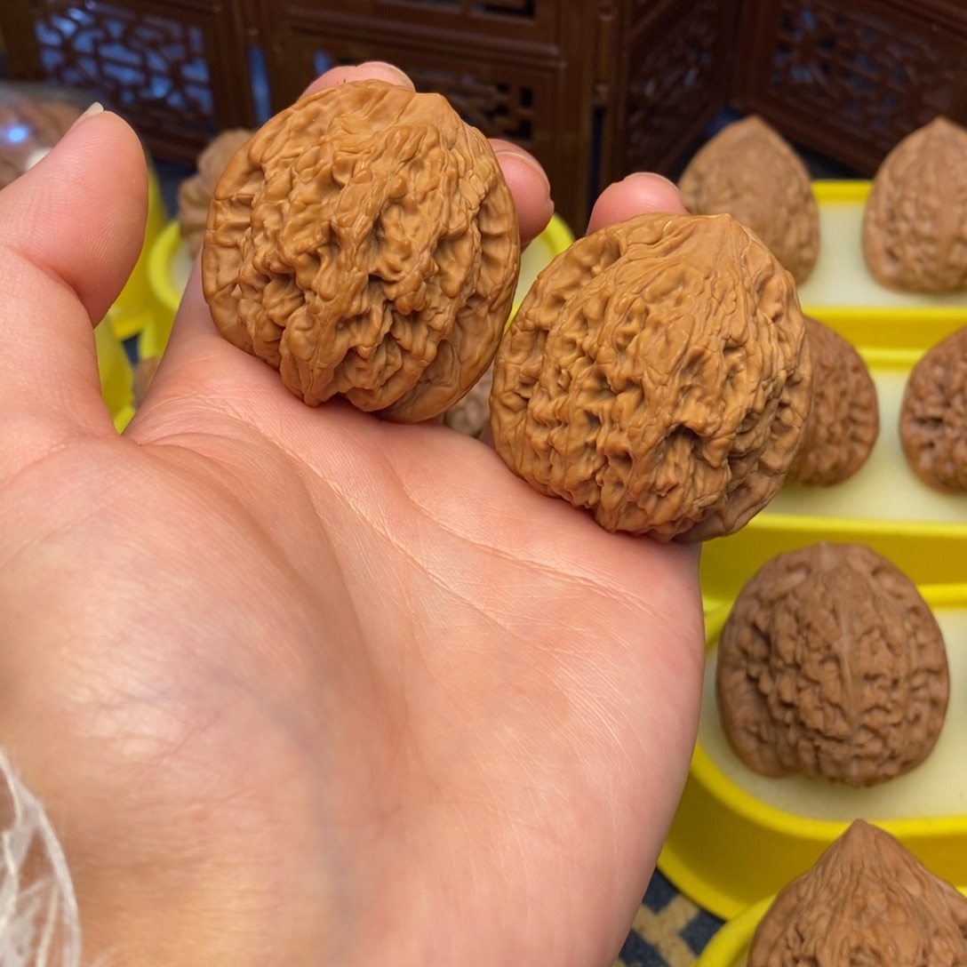 文玩核桃把件42虎头