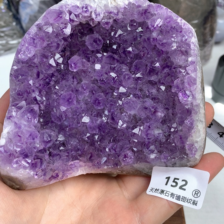 紫晶大型摆件（非配饰）未镶嵌