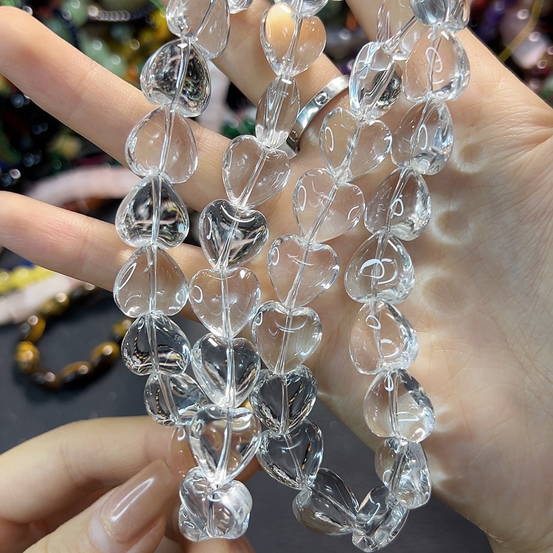 玛瑙/玉髓未镶嵌珠宝半成品白水爱心多圈一条