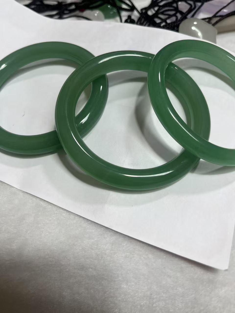 东陵玉天然瑕疵手镯多样性发货(拍一发一)