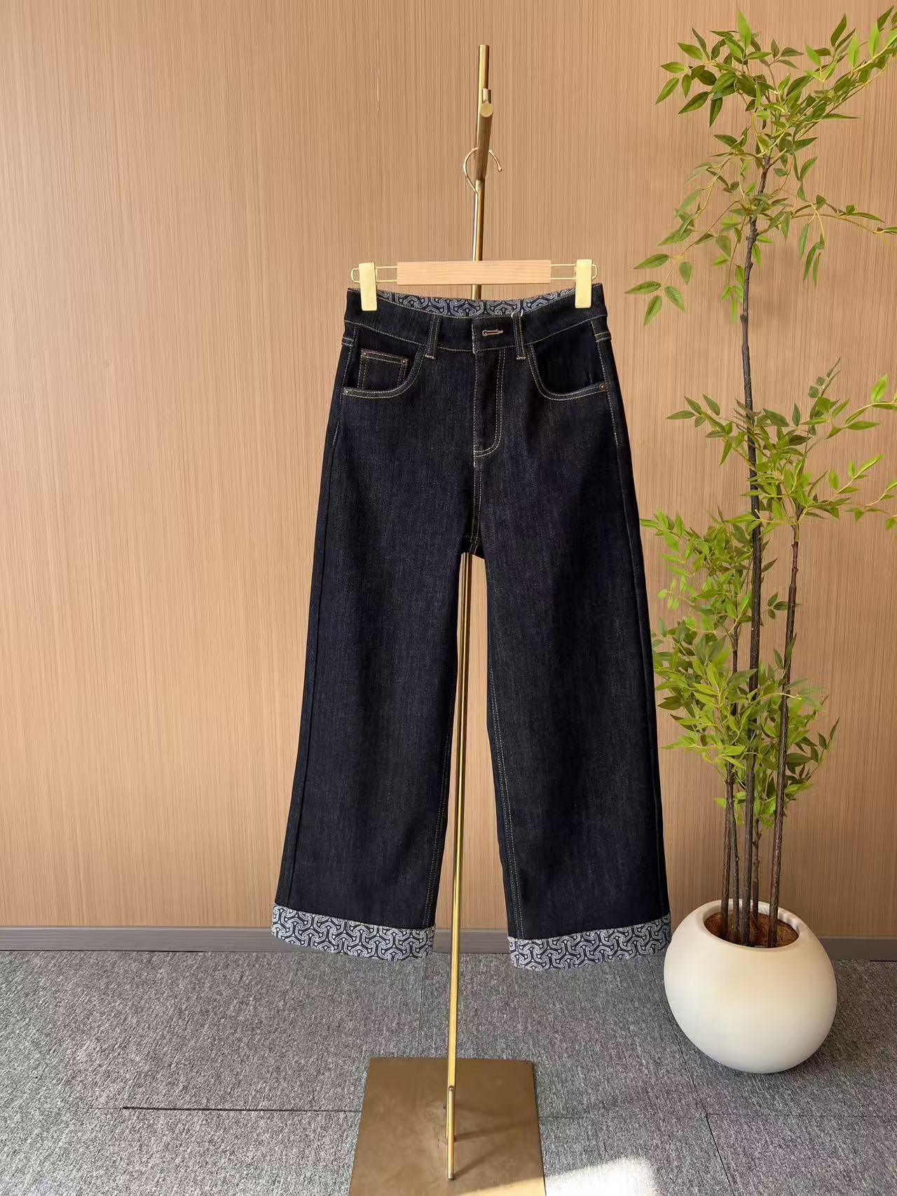 1314#版型超好看阔腿牛仔裤女2025新款丹宁蓝加绒直筒裤子