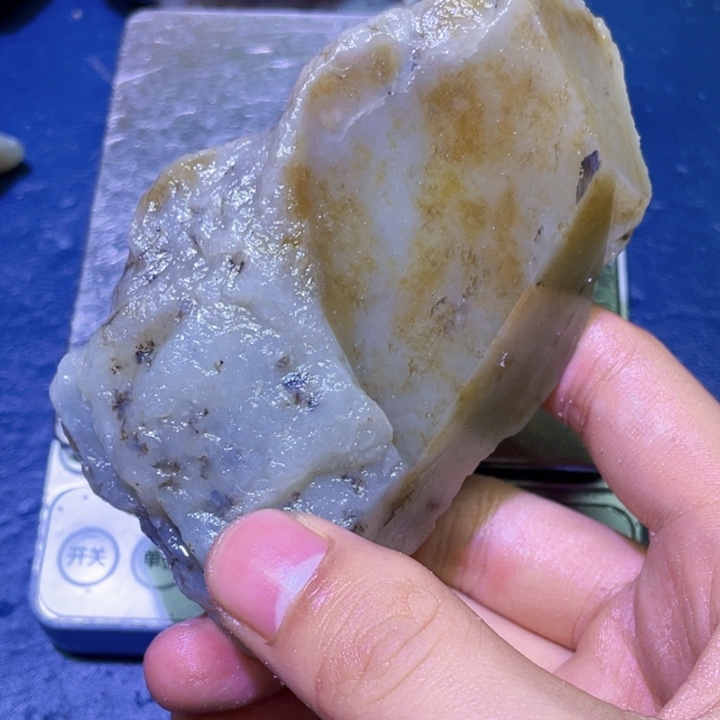 和田玉（糖玉）未镶嵌珠宝半成品