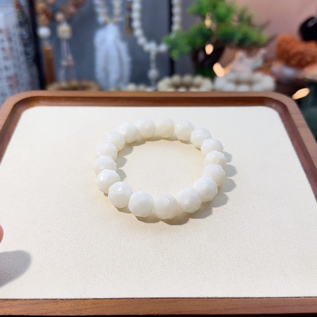 菩提根/象牙果吊坠白色无相