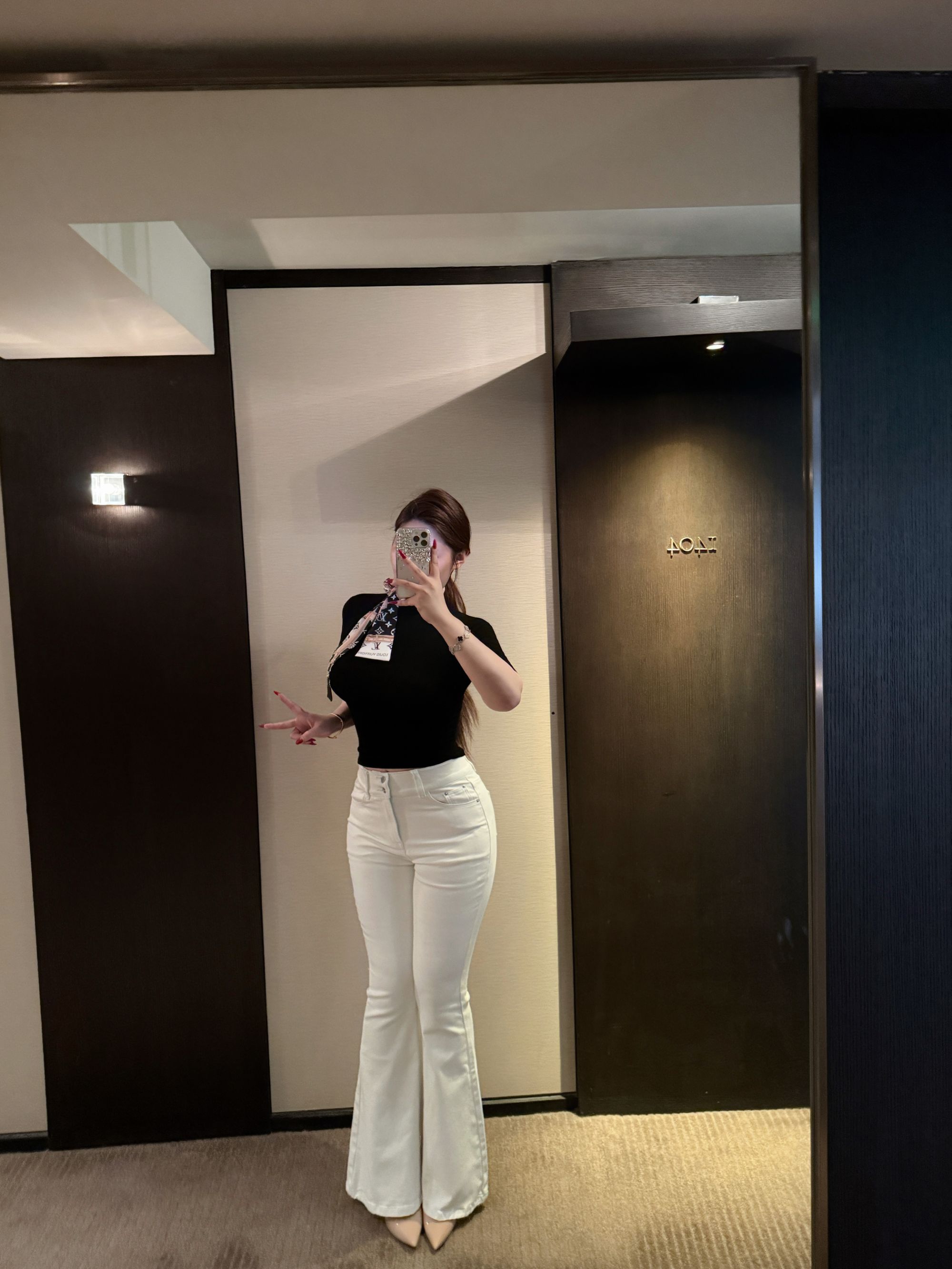 胖婷大码定制胖mm「经典白牛」微喇丰胯牛仔裤秋辣妹修身显瘦长裤