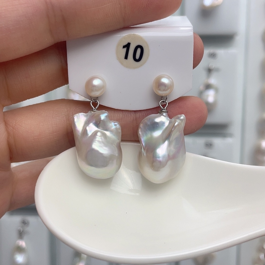 姚***姚淡水珍珠未镶嵌颈饰