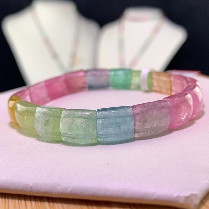 双色碧玺手链未镶嵌