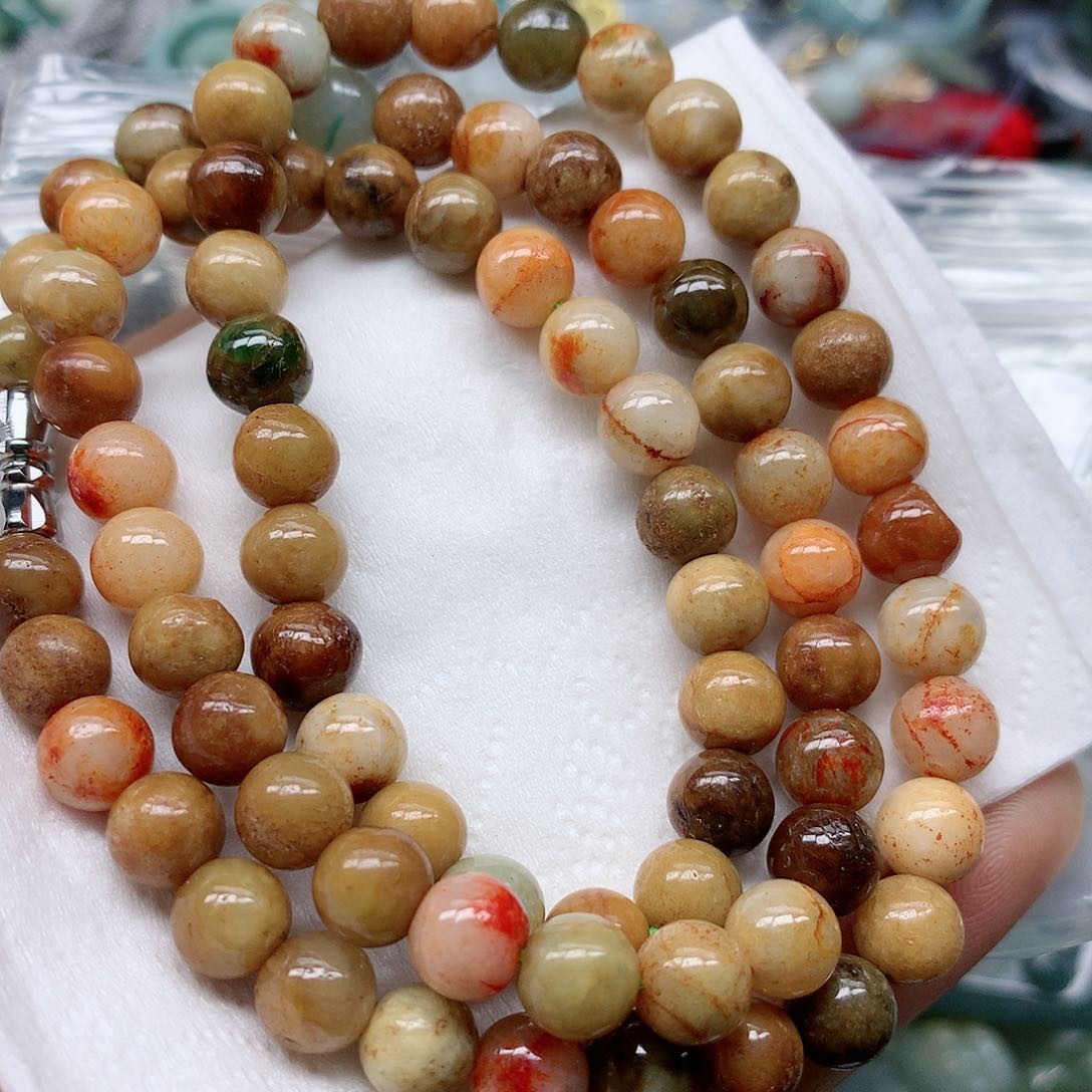 翡翠颈饰未镶嵌手串