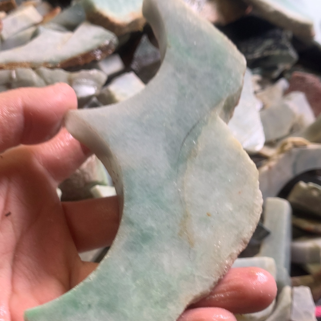 翡翠颈饰未镶嵌缅甸翡翠