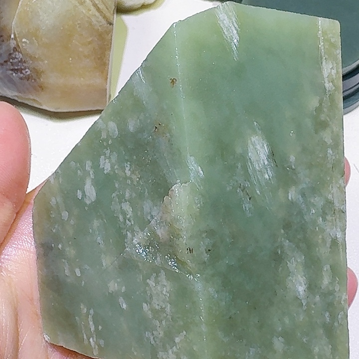 和田玉未镶嵌车挂